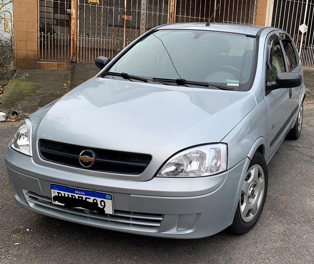 Guia do Carro Usado: Chevrolet Corsa - AUTOO